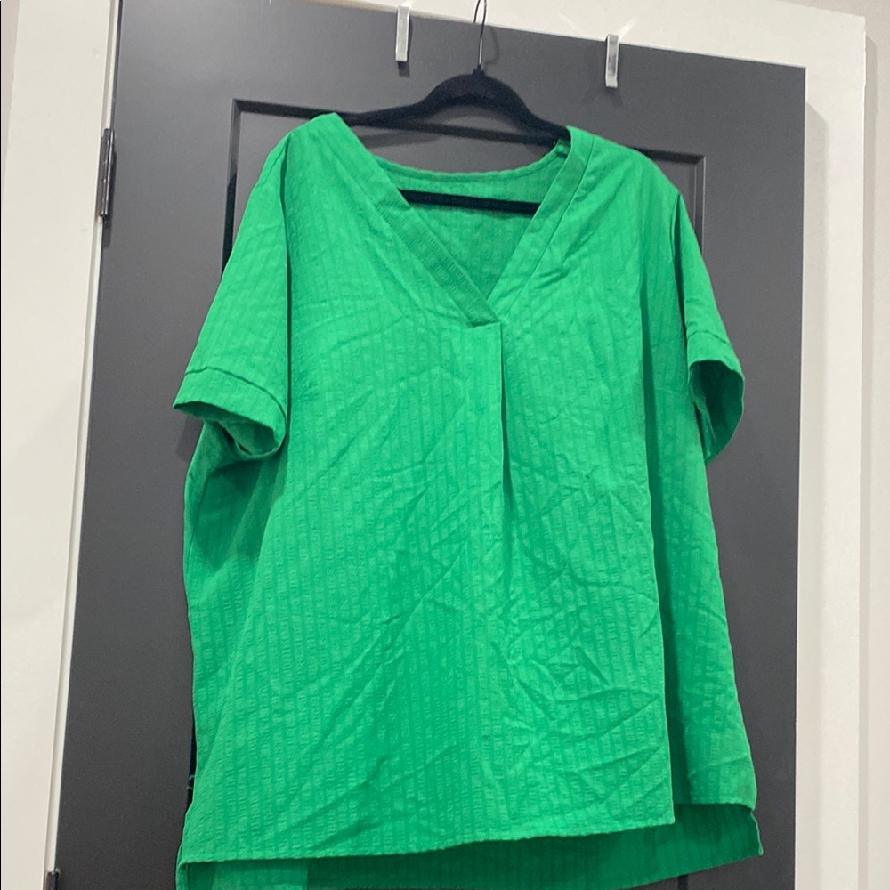 SHEIN Green Boxy Short Sleeve Blouse